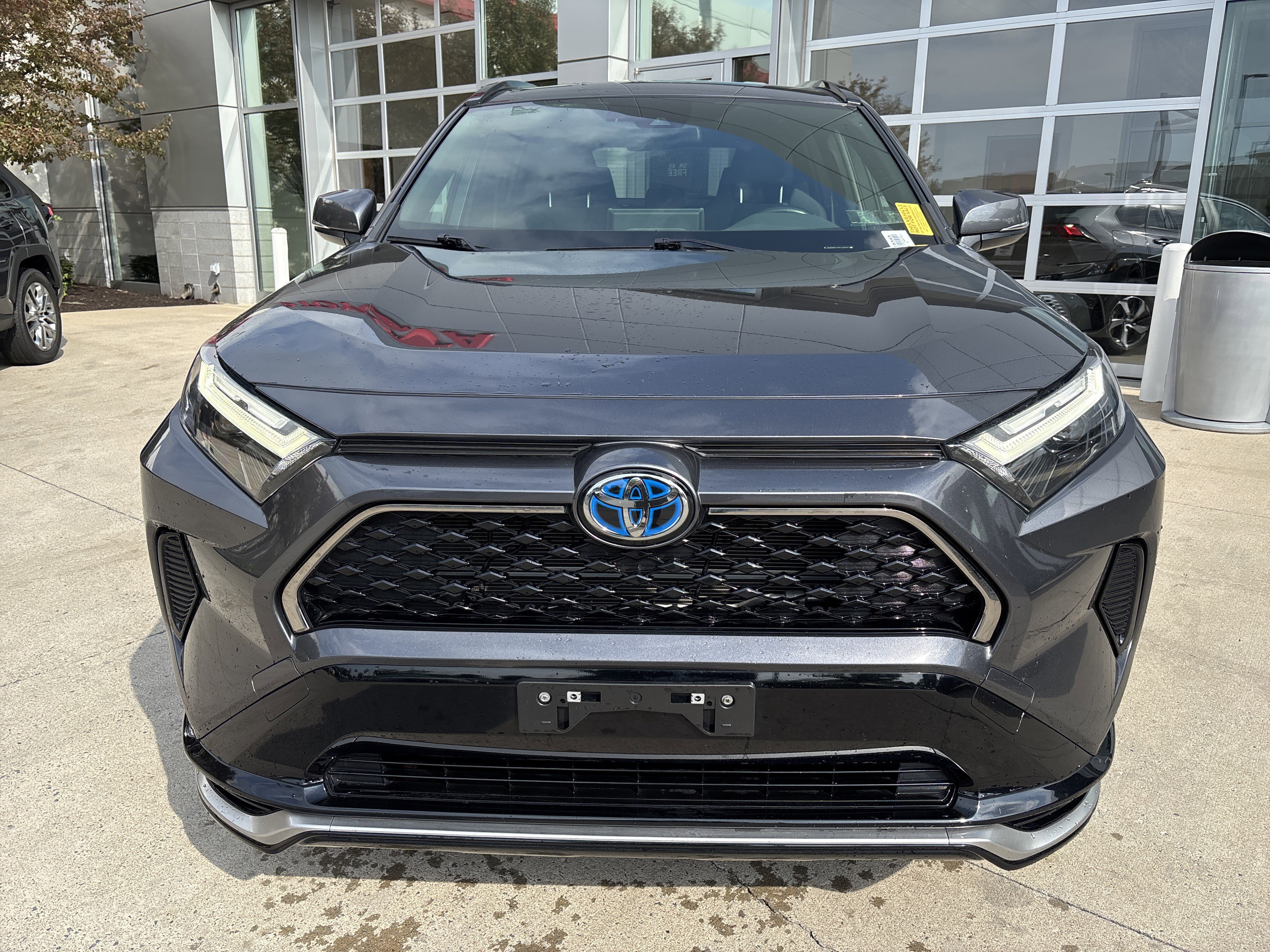 Used 2023 Toyota RAV4 SE AWD/4WD image 5