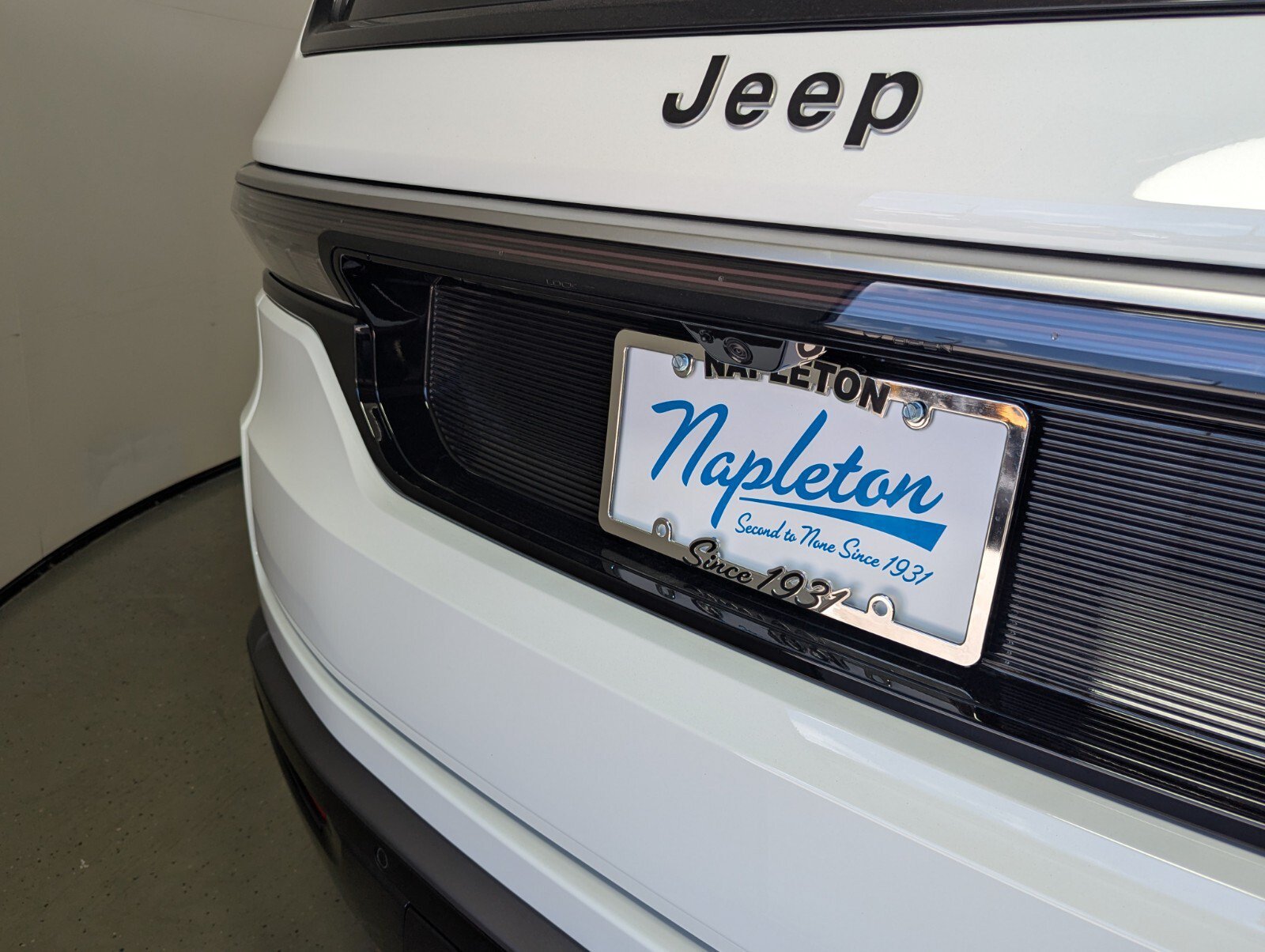 New 2026 Jeep Grand Wagoneer 2WD w/ Premium Group I image 8