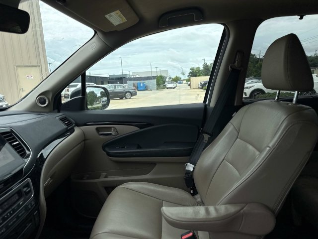 Used 2022 Honda Pilot Touring image 18