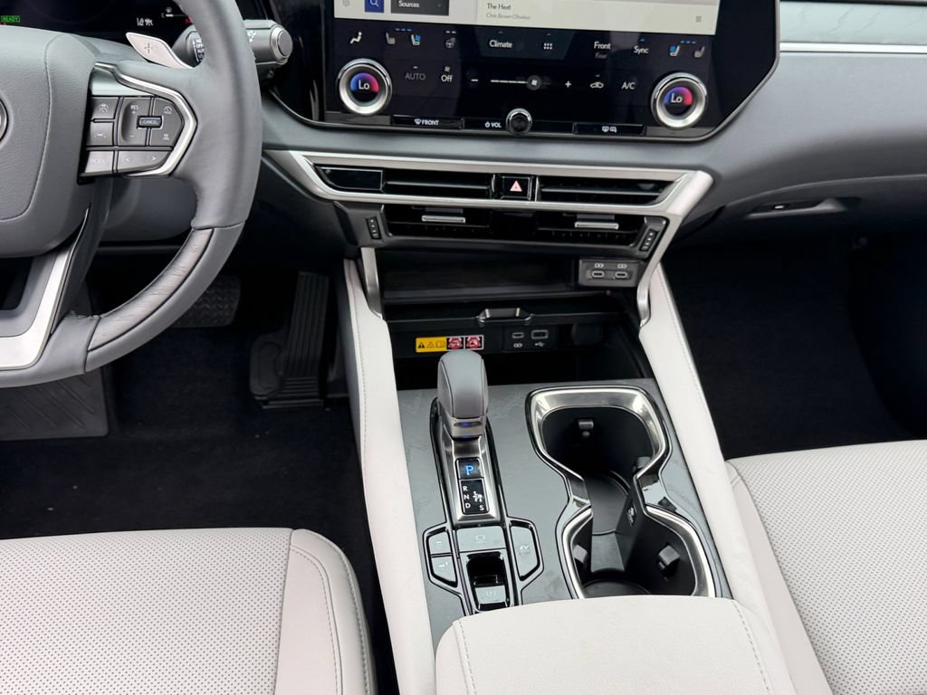 New 2026 Lexus RX 350h AWD/4WD image 10