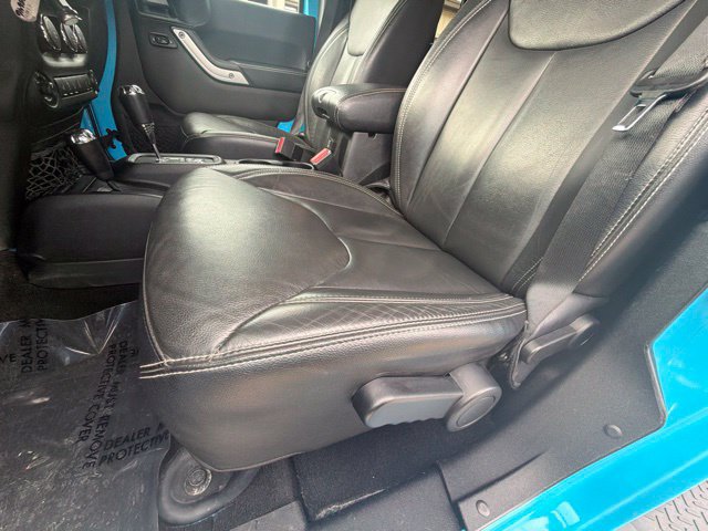 Used 2017 Jeep Wrangler Unlimited Sahara w/ Quick Order Package 24E Chief AWD/4WD image 19
