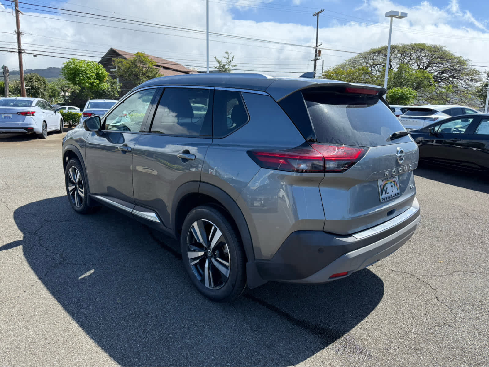 Used 2021 Nissan Rogue SL image 4