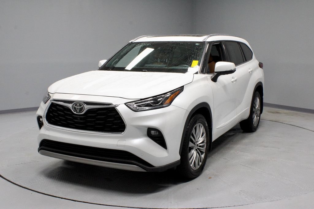 Used 2022 Toyota Highlander Platinum AWD/4WD image 5