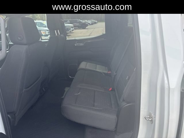 Used 2023 Chevrolet Silverado 1500 LT AWD/4WD image 25