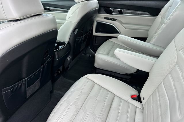 Used 2024 Kia Telluride SX Prestige image 13