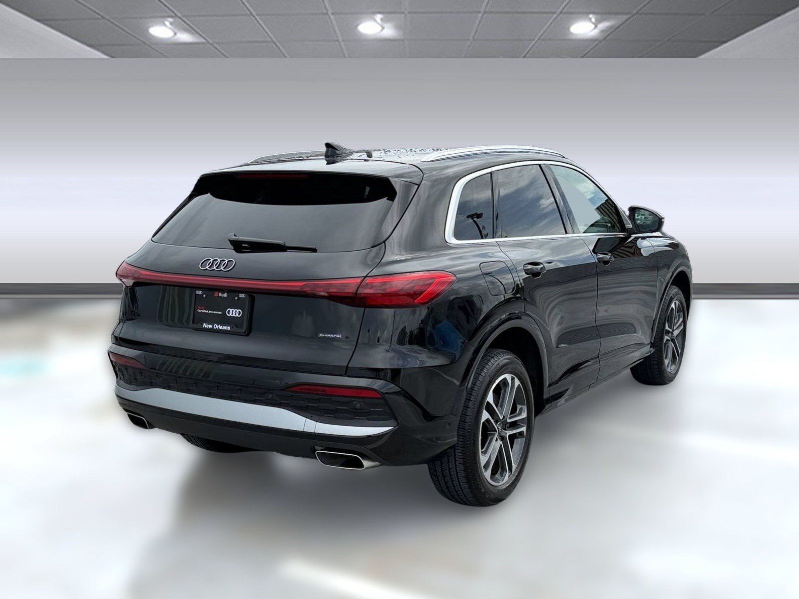 Certified 2025 Audi Q5 Premium w/ Premium Plus AWD/4WD image 8