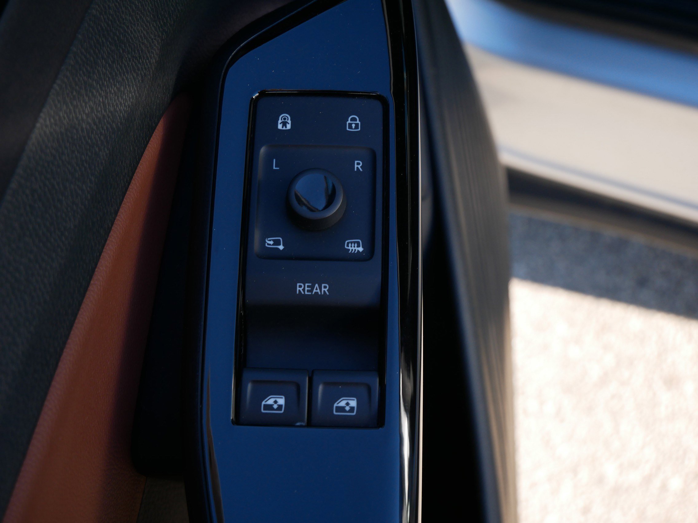 Used 2021 Volkswagen ID.4 Pro S image 19