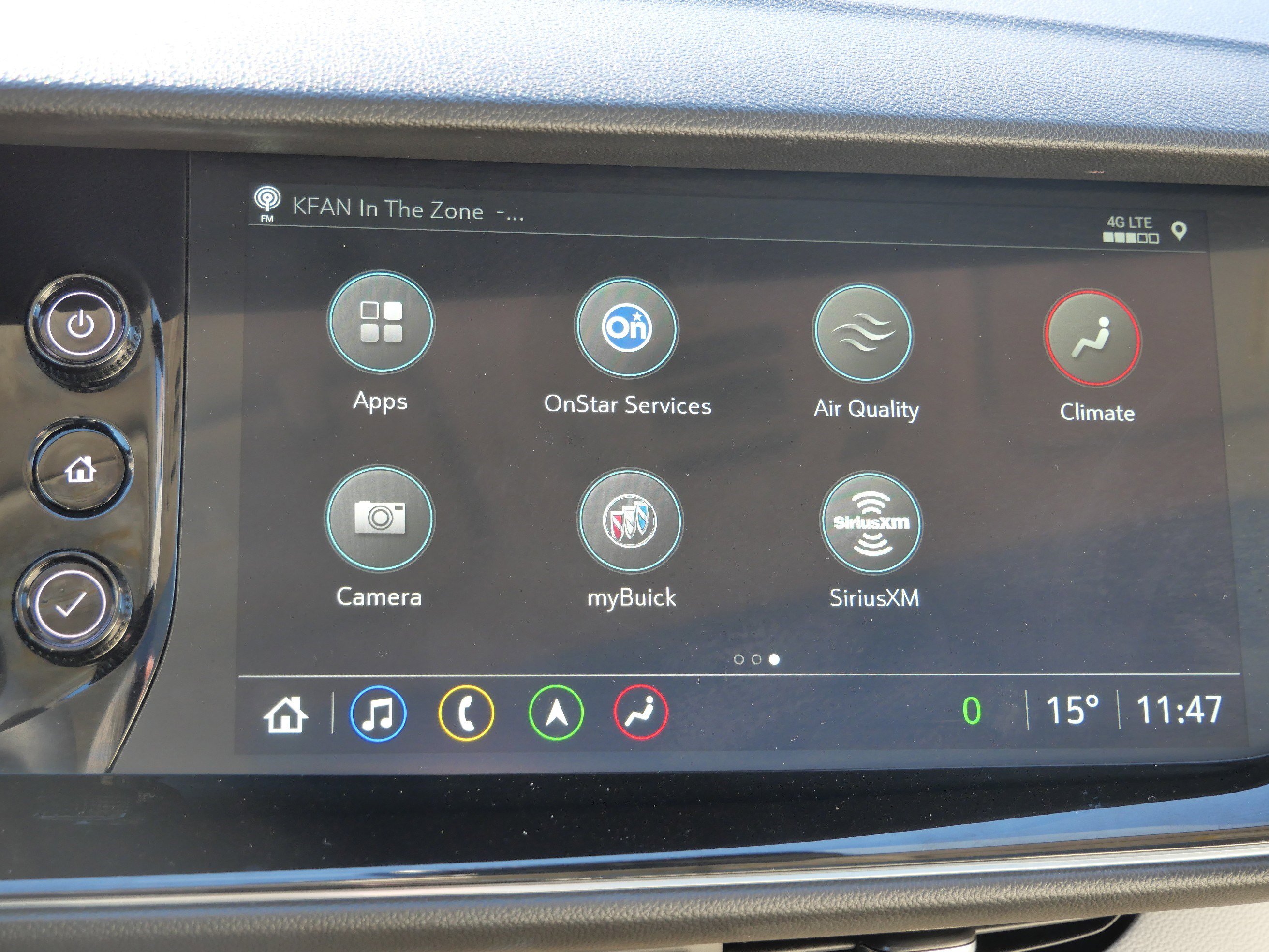 Used 2023 Buick Envision Avenir image 31