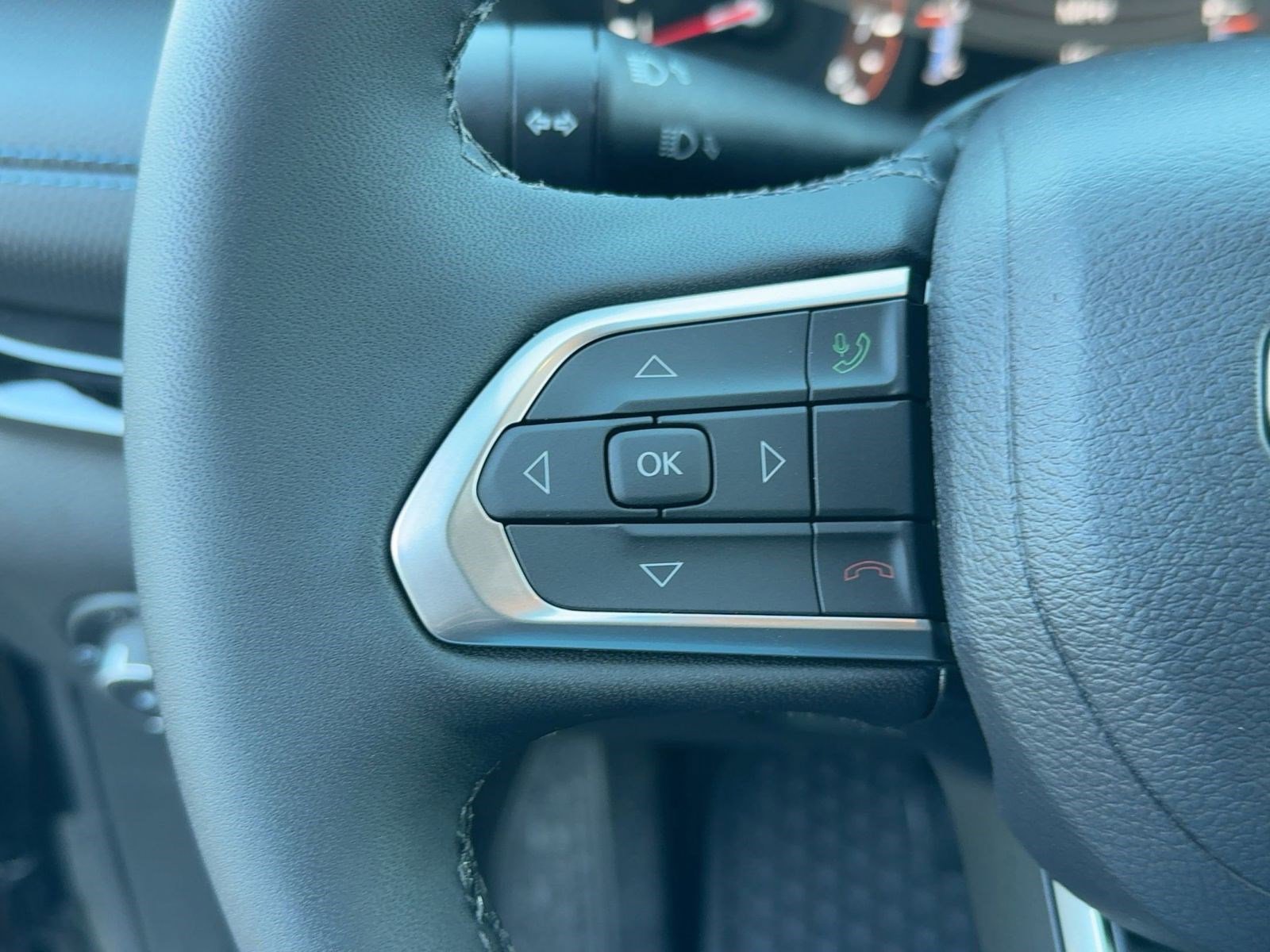 New 2026 Jeep Compass Latitude image 14