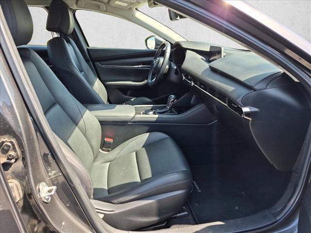 Used 2019 MAZDA MAZDA3 Sedan w/ Preferred Package FWD image 20