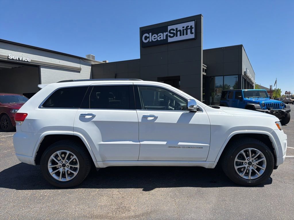 Used 2014 Jeep Grand Cherokee Overland w/ Advanced Technology Group AWD/4WD image 7