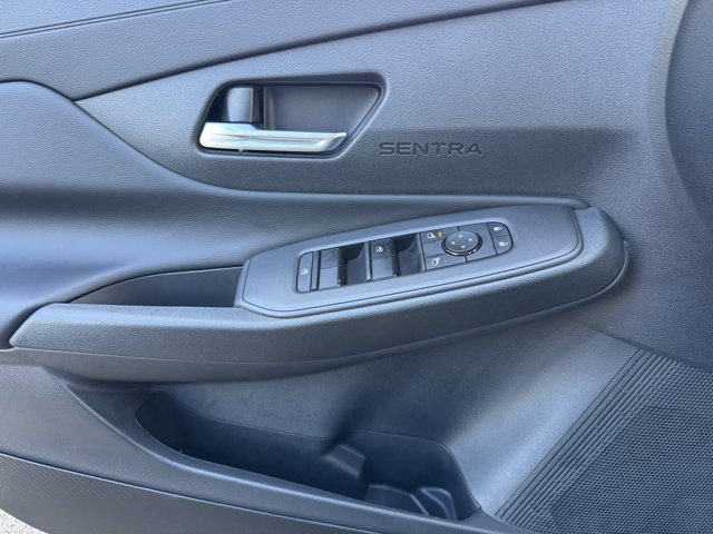 New 2026 Nissan Sentra SV w/ SV Convenience Package FWD image 4