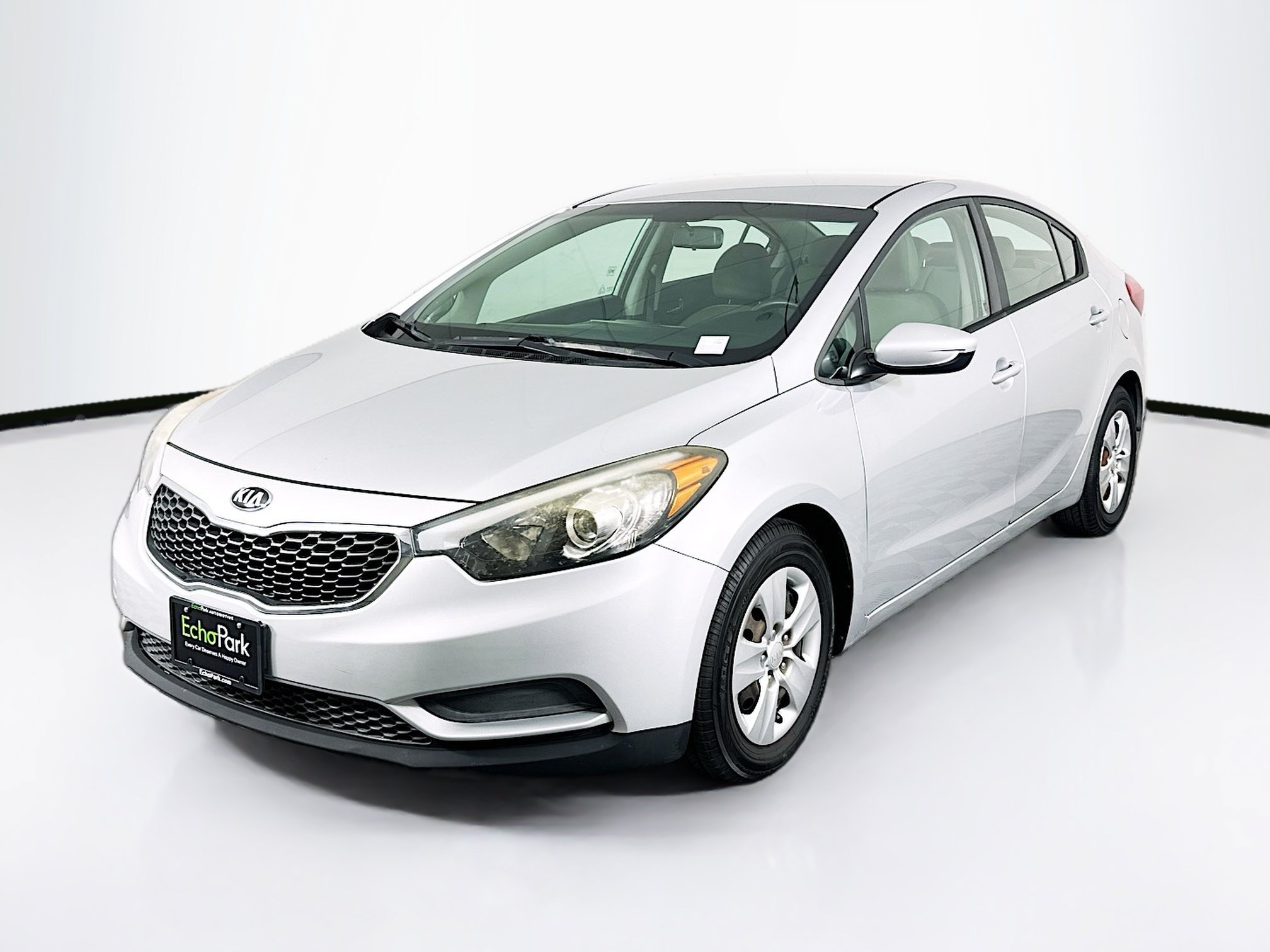 Used 2016 Kia Forte LX FWD image 3