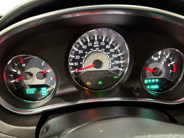 Used 2014 Chrysler 200 Limited image 13