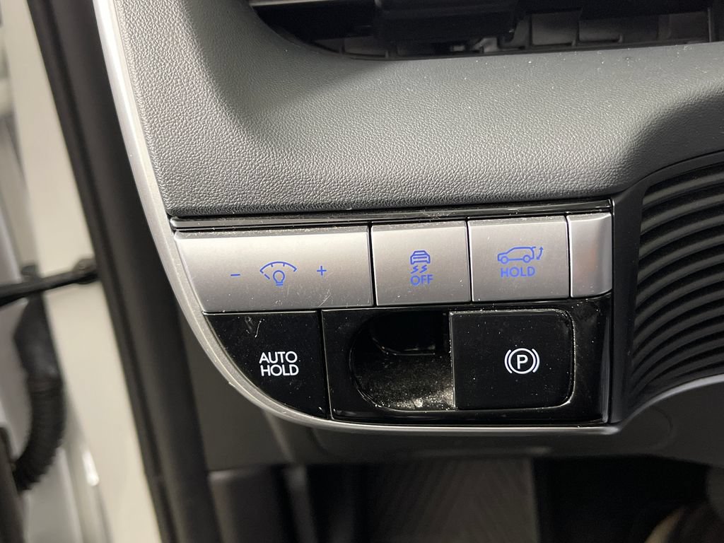 Certified 2024 Hyundai Ioniq 5 SEL RWD image 31