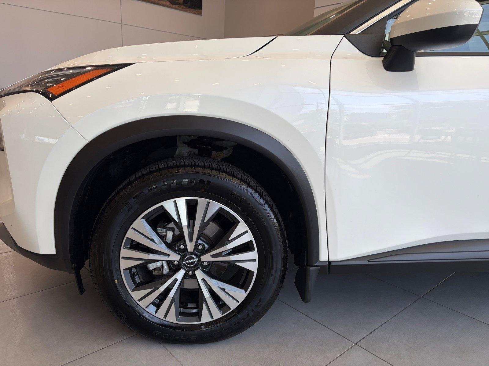 Used 2023 Nissan Rogue SV FWD image 10