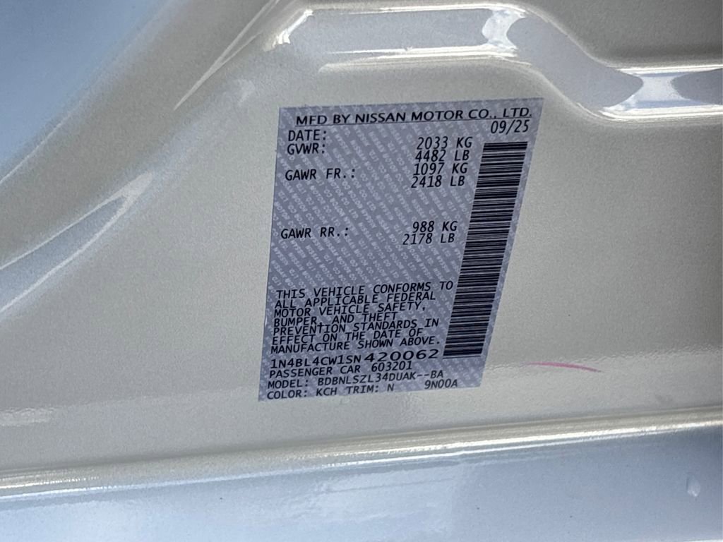 New 2025 Nissan Altima 2.5 SR w/ SR Premium Package image 16