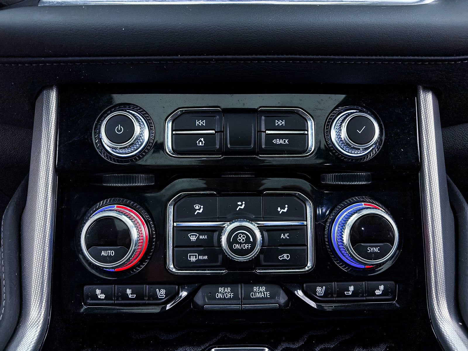 Used 2023 GMC Yukon Denali image 25