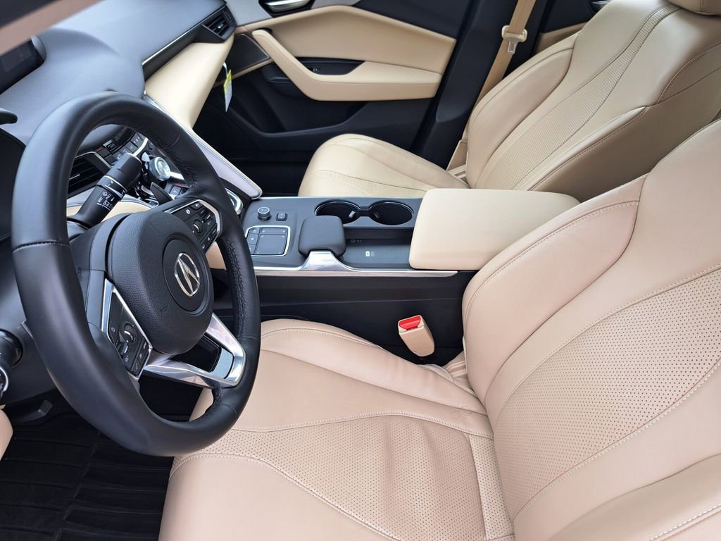 Used 2025 Acura TLX w/ Technology Package image 18
