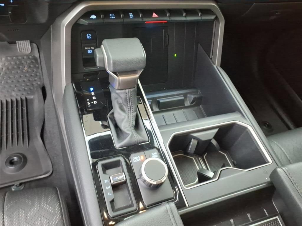 Used 2024 Toyota Tundra Limited image 33