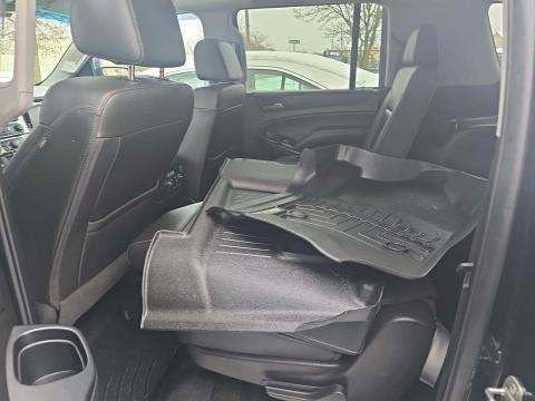Used 2017 Chevrolet Suburban LT w/ LT Signature Package image 12