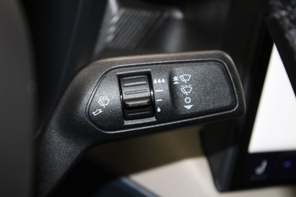 New 2026 Ford Maverick Lariat image 36