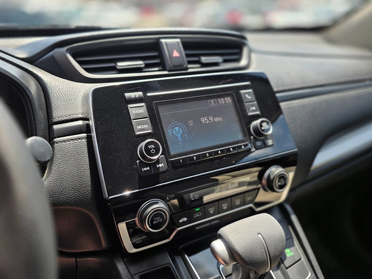 Used 2017 Honda CR-V LX image 32