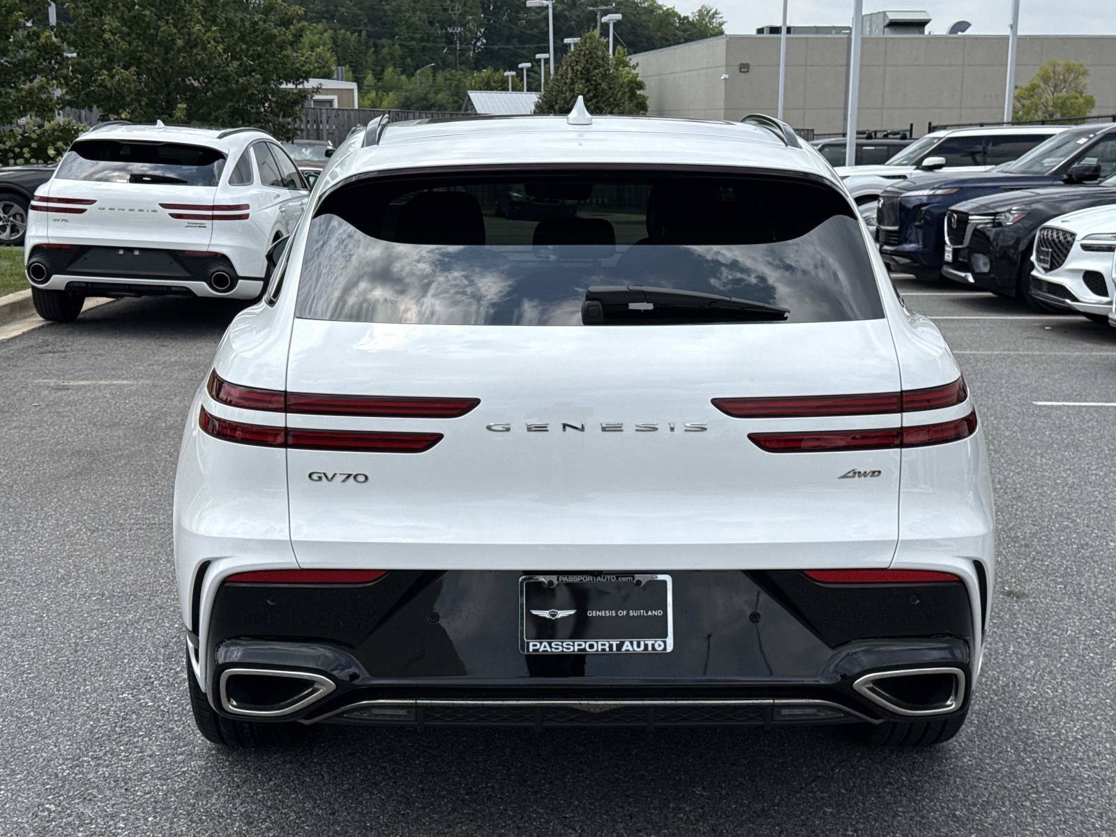 Used 2026 Genesis GV70 2.5T Sport Prestige AWD/4WD image 3