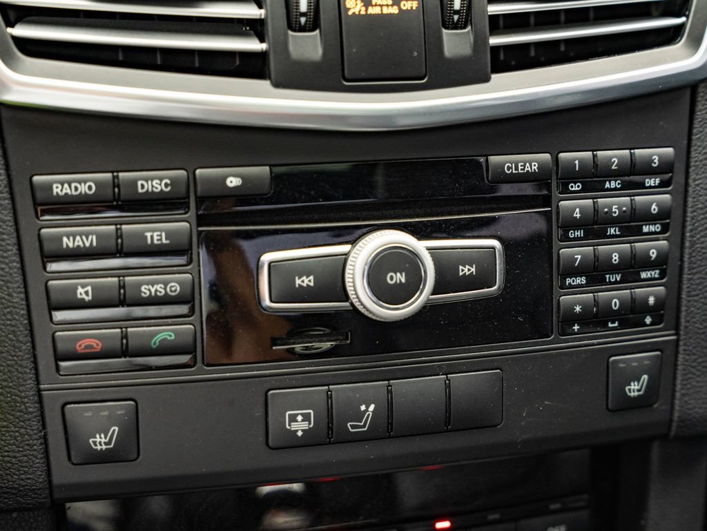 Used 2012 Mercedes-Benz E 350 4MATIC Sedan image 39