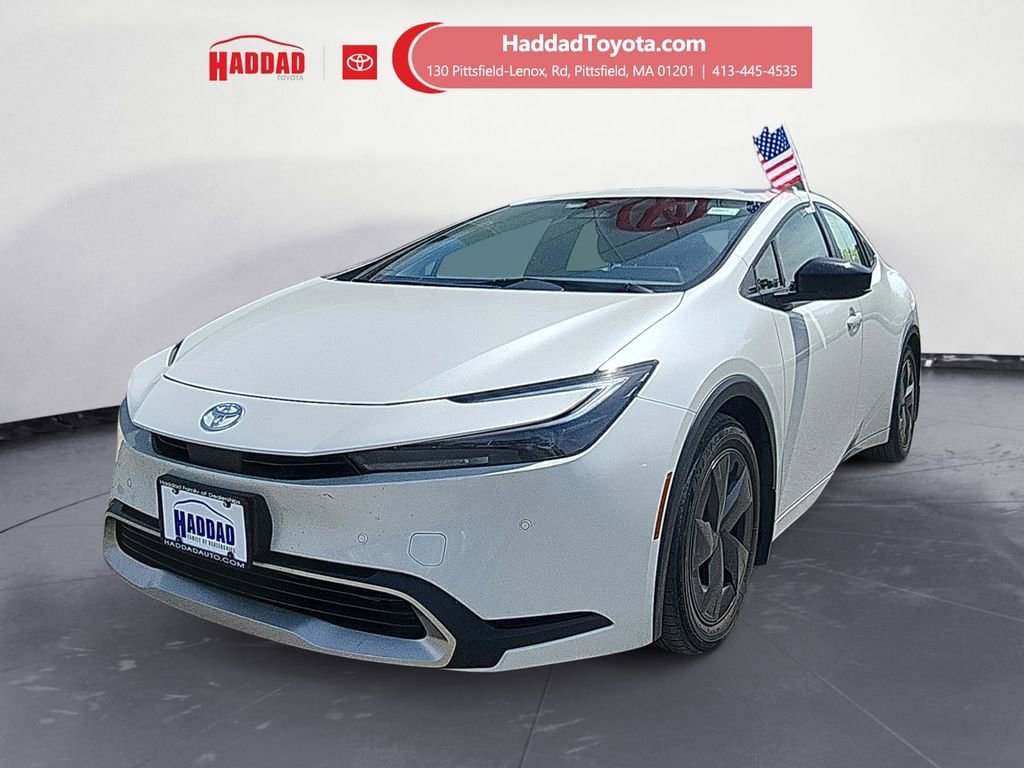 Used 2023 Toyota Prius Prime FWD image 1