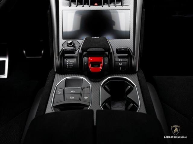 Used 2024 Lamborghini Urus Performante image 48