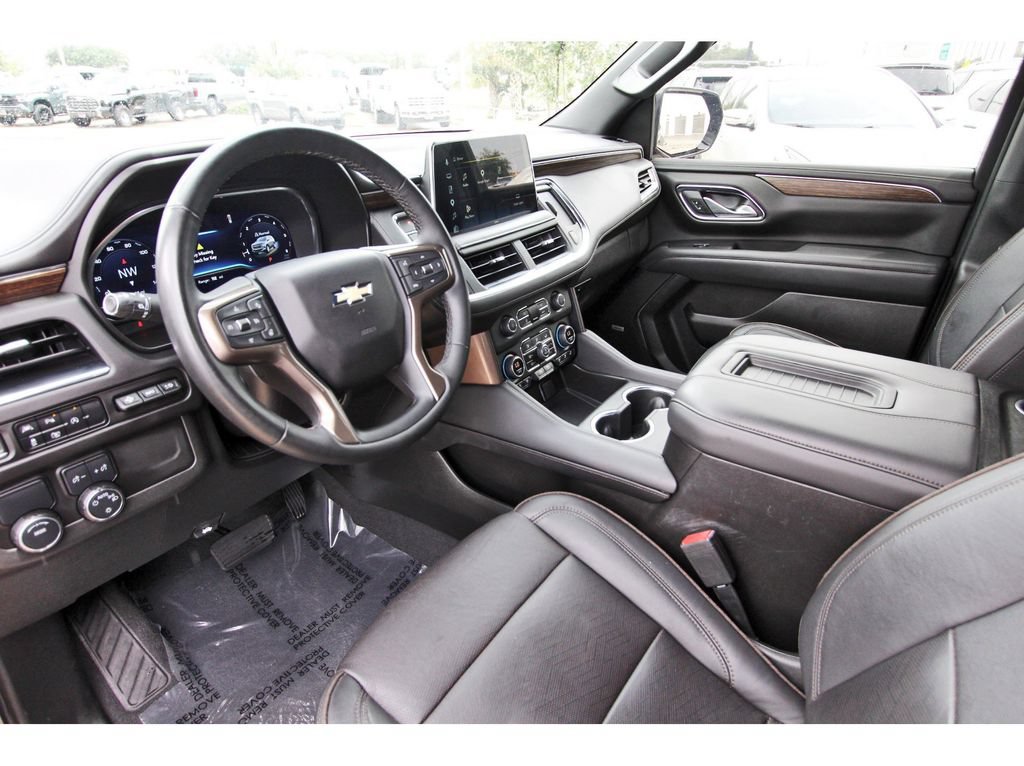 Used 2023 Chevrolet Tahoe High Country RWD image 13