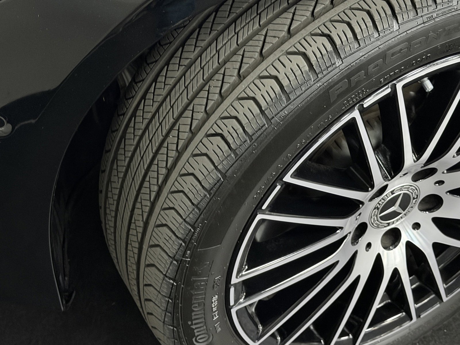 Used 2025 Mercedes-Benz C 300 4MATIC Sedan image 19