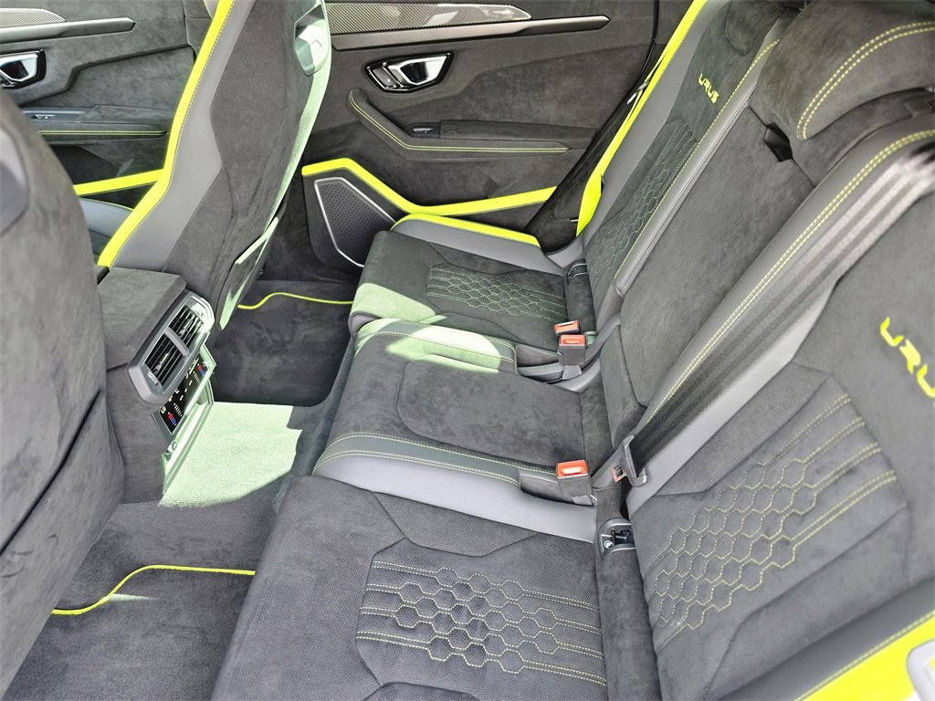 Used 2024 Lamborghini Urus Performante image 14