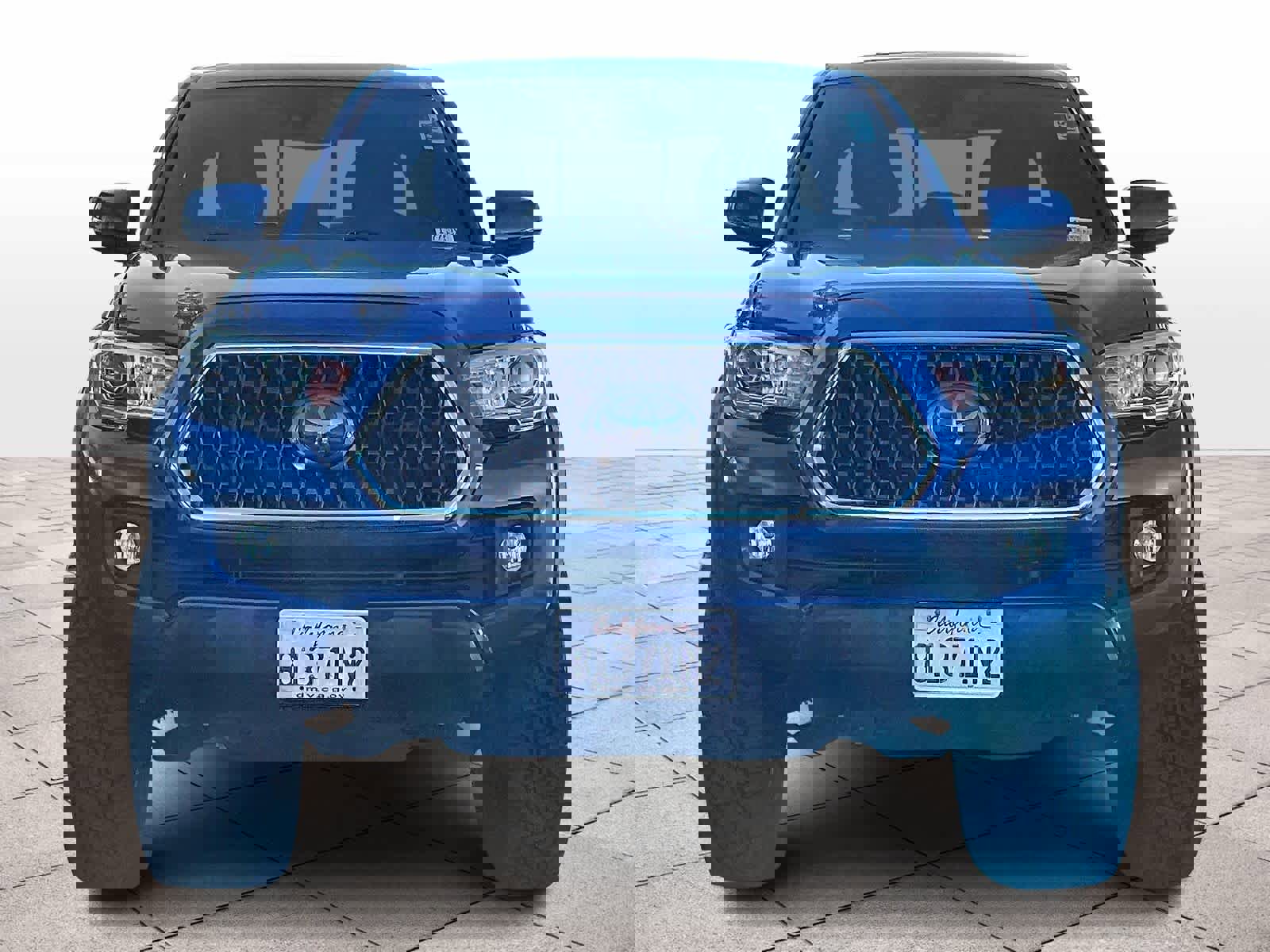 Used 2018 Toyota Tacoma TRD Off-Road w/ Technology Package image 3