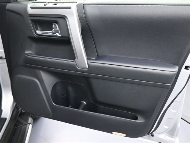 Used 2020 Toyota 4Runner SR5 image 11