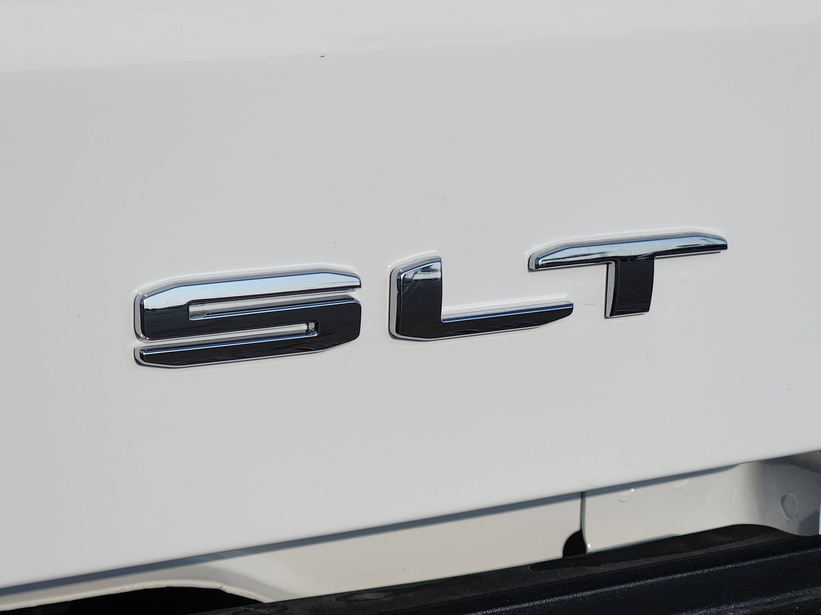 New 2026 GMC Sierra 1500 SLT AWD/4WD image 13