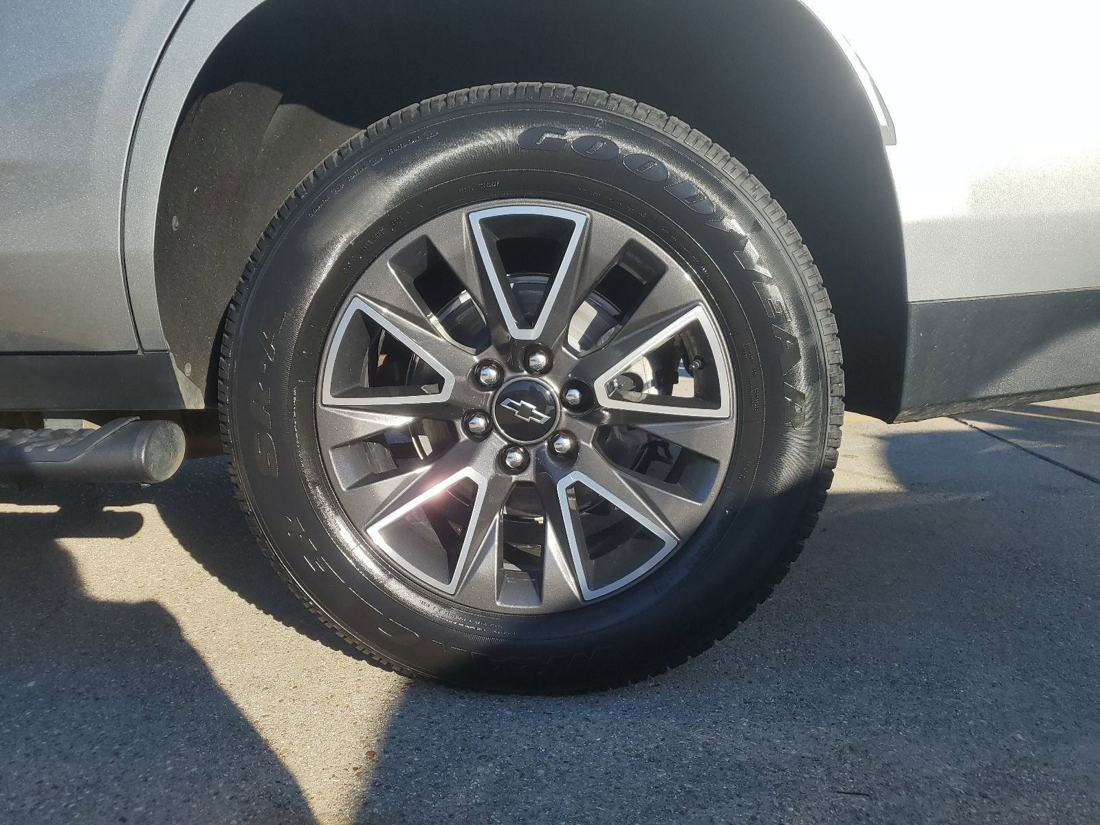 Certified 2024 Chevrolet Tahoe Z71 w/ Luxury Package image 7