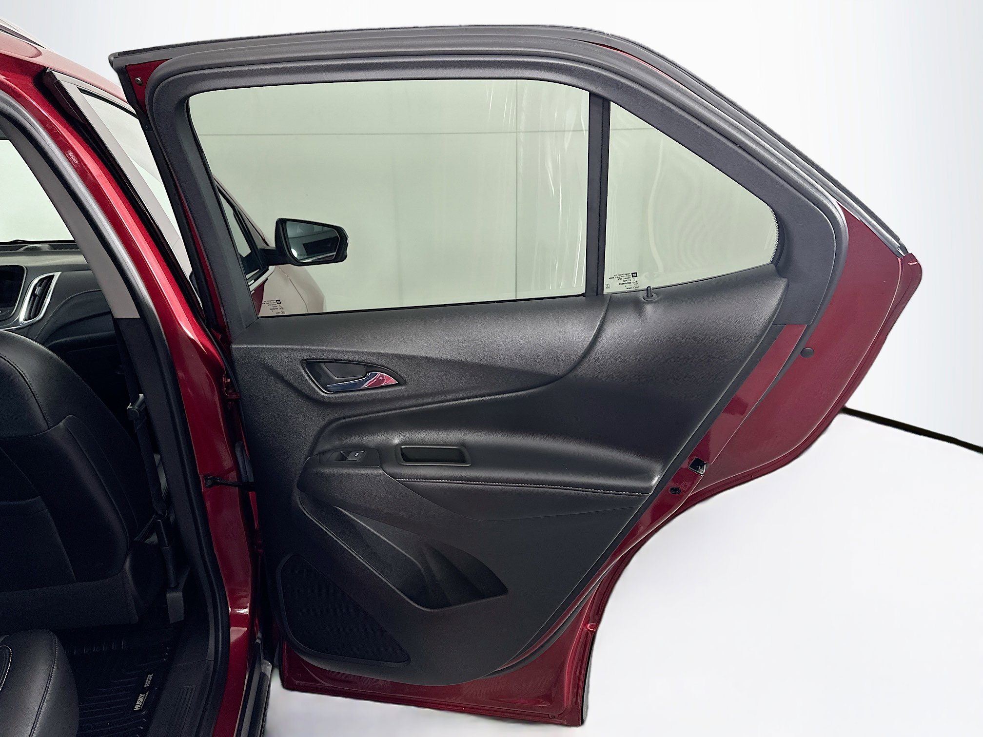 Used 2020 Chevrolet Equinox Premier image 30