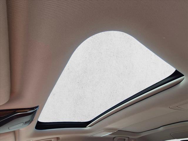 Used 2022 BMW 740i w/ Premium Package RWD image 16