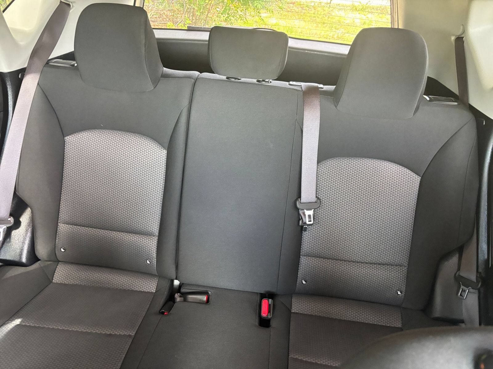 Used 2025 Kia Soul LX w/ LX Technology Package FWD image 37