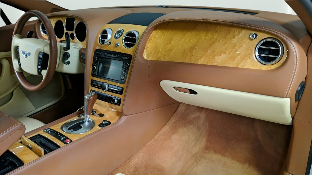 Used 2007 Bentley Continental GT image 17