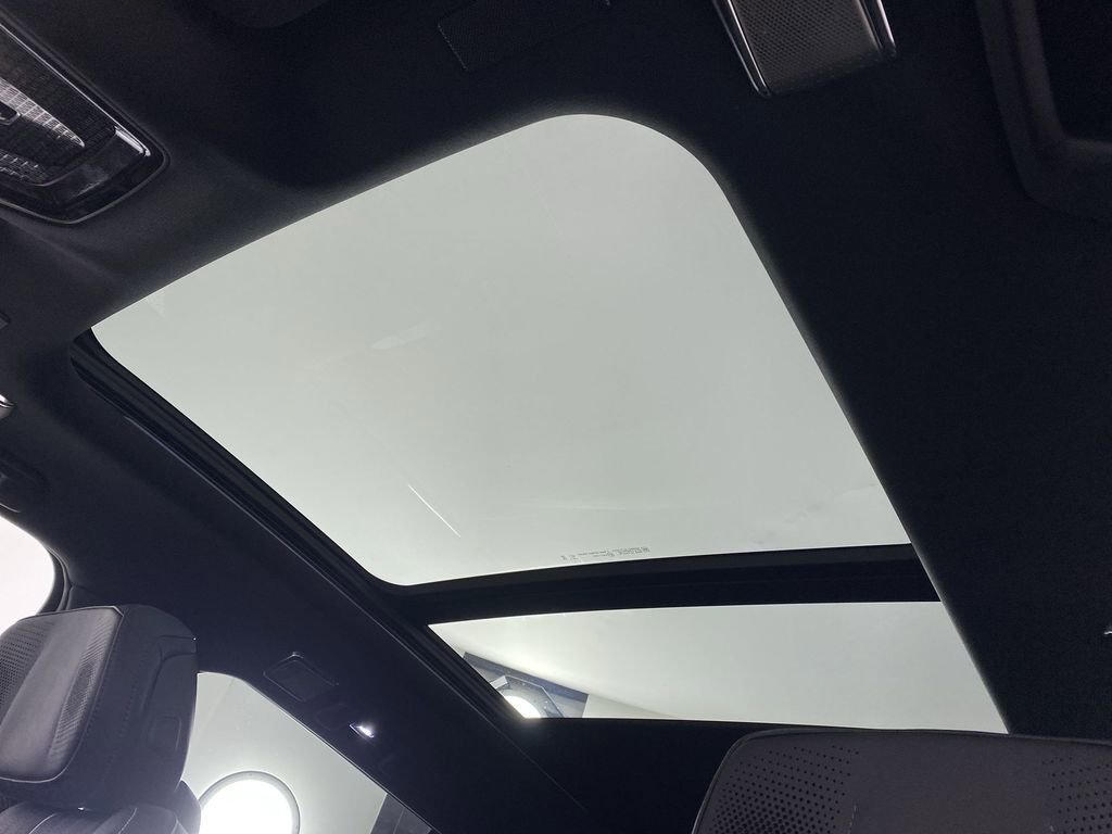 New 2026 Cadillac Vistiq Luxury image 18