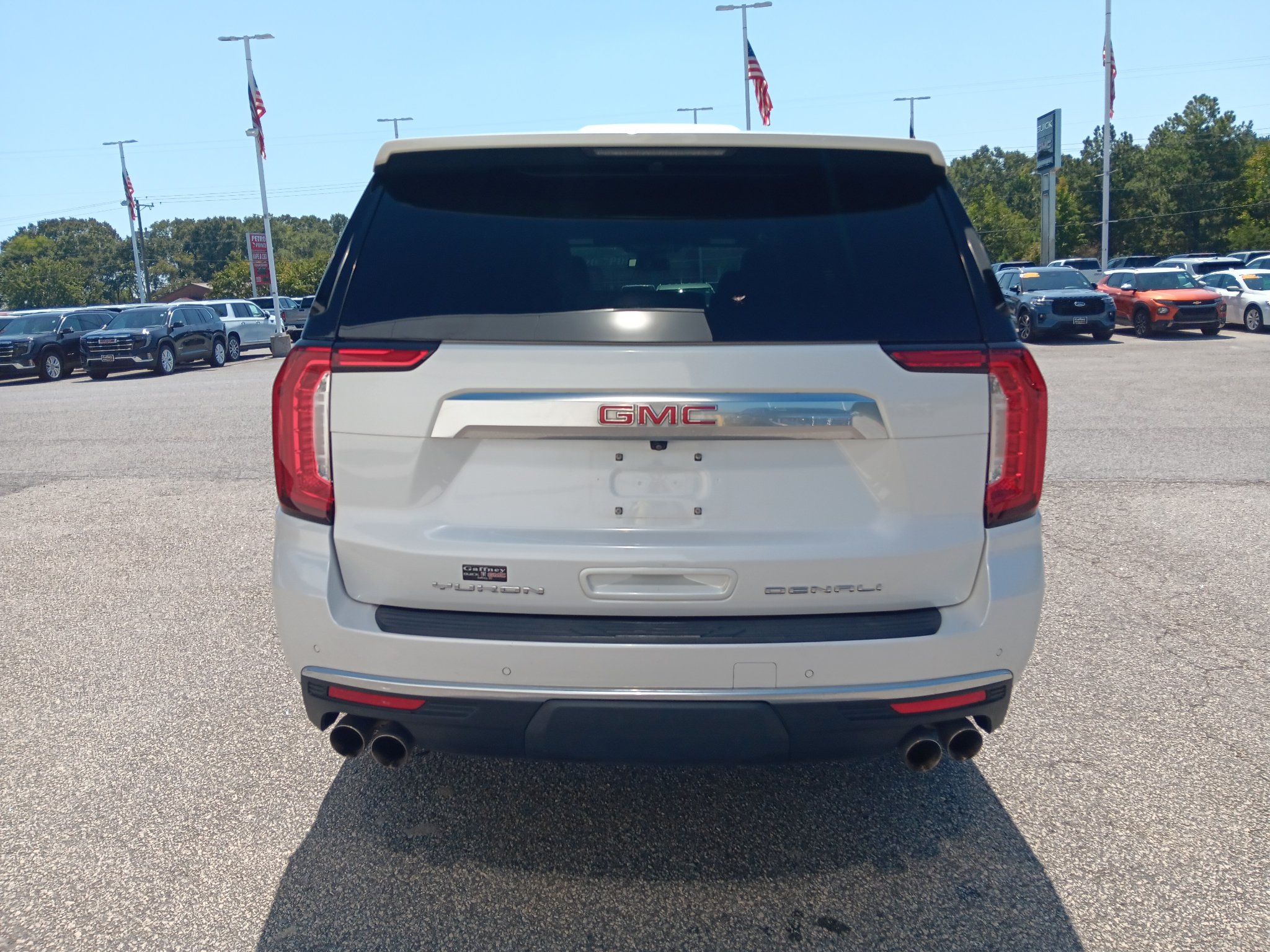 Used 2024 GMC Yukon XL Denali w/ LPO, Floor Liner Package AWD/4WD image 5