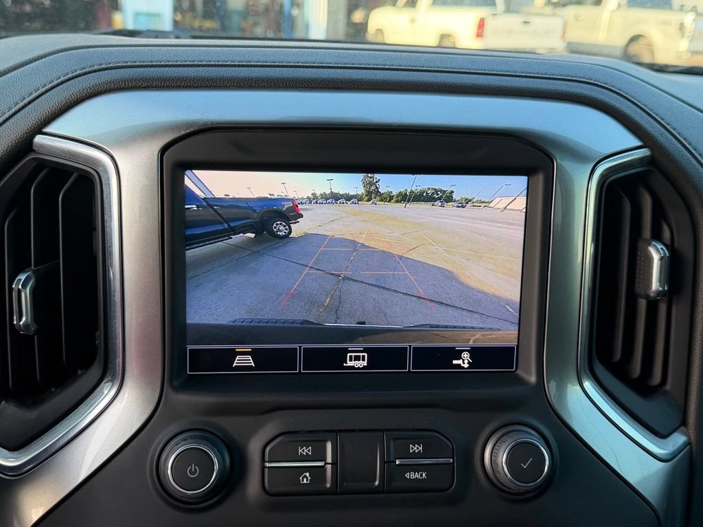 Used 2022 Chevrolet Silverado 1500 LTZ w/ LTZ Convenience Package II AWD/4WD image 32