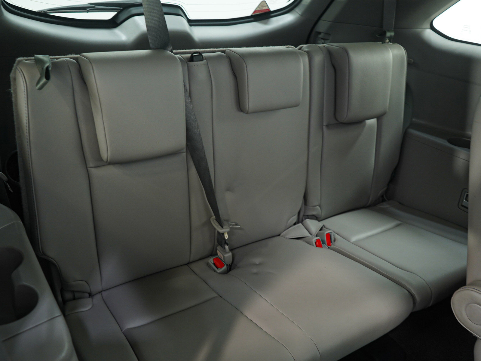 Used 2019 Toyota Highlander XLE image 16