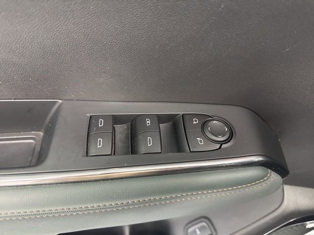 Used 2025 GMC Acadia AT4 image 21