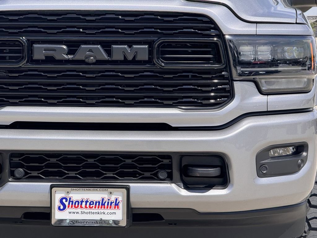 Used 2024 RAM 3500 Limited w/ Night Edition AWD/4WD image 8