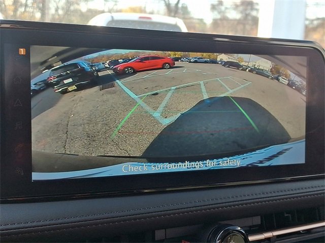 Used 2024 Nissan Ariya AWD image 19