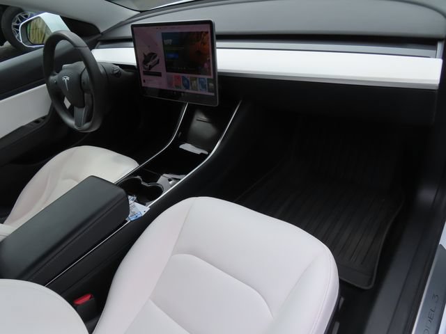 Used 2019 Tesla Model 3 Standard Range RWD image 27